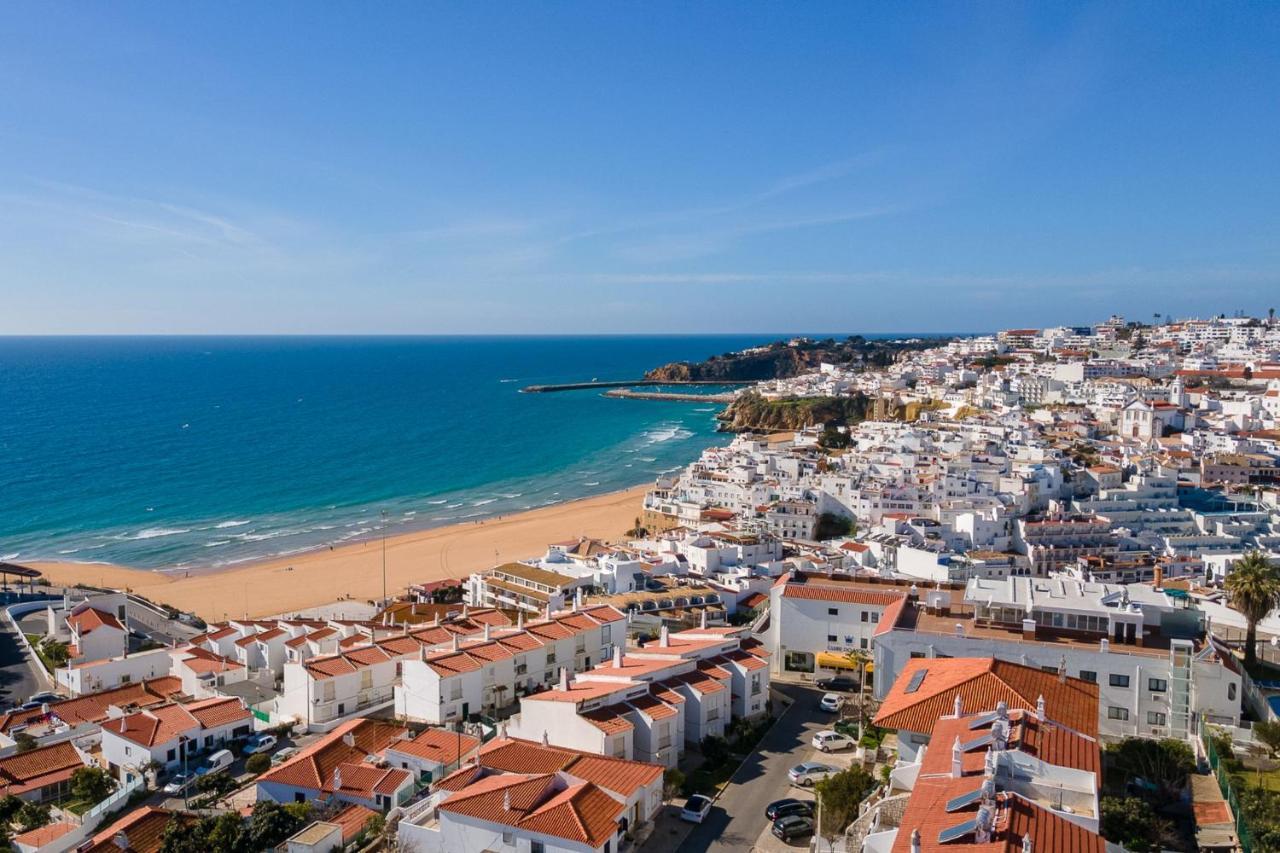 Typical T2 In Albufeira W/ Balcony By Lovelystay Exteriör bild